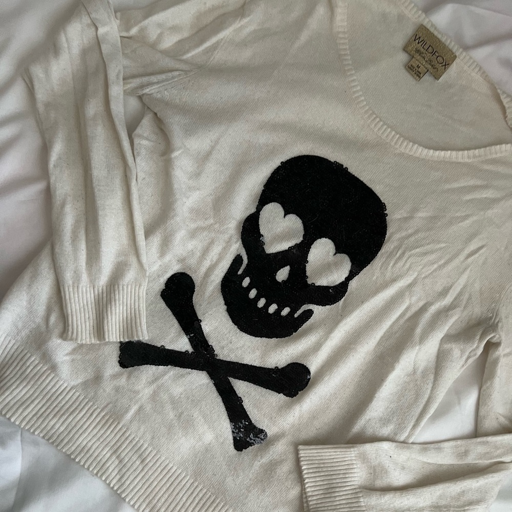 Wildfox skull sweater white label size Medium